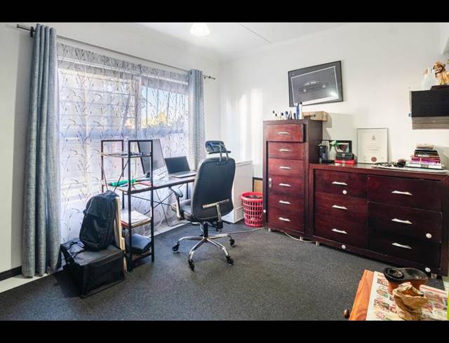 3 BEDROOM APARTMENT FOR SALE IN GREENSTONE HILL